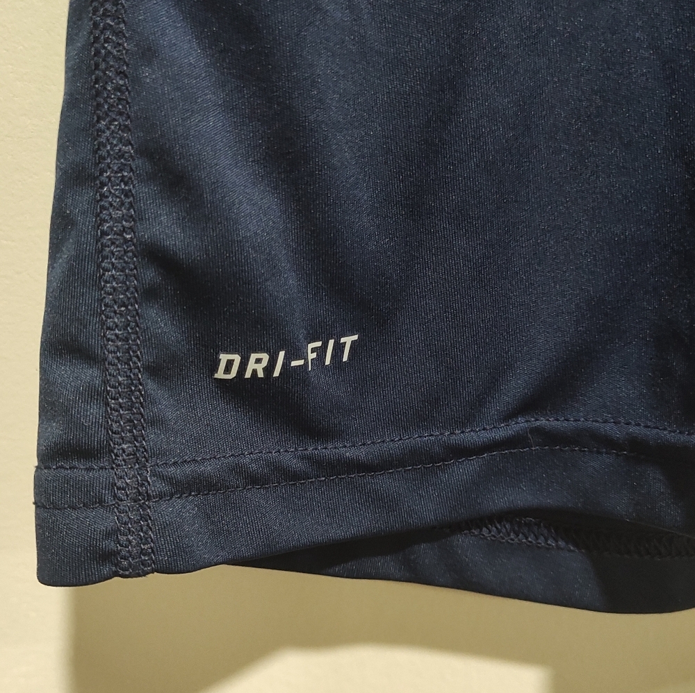 Nike Dri-Fit V-Neck T Shirt, Women's Size Medium, Navy Blue, Gym Run Exercise - Picture 3 of 7